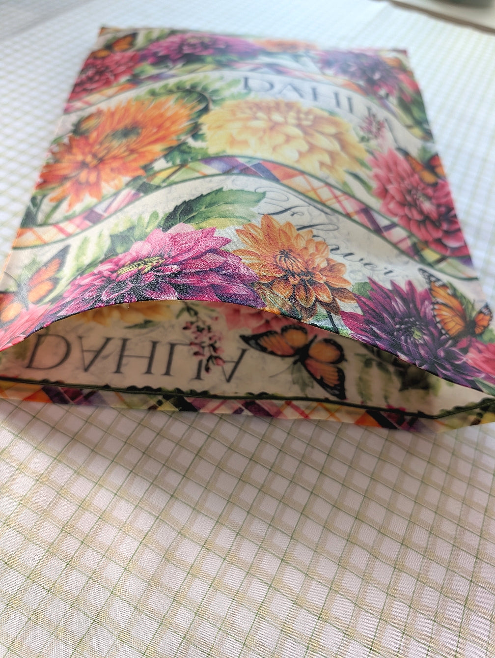 Striped Dahlia Bread Bag