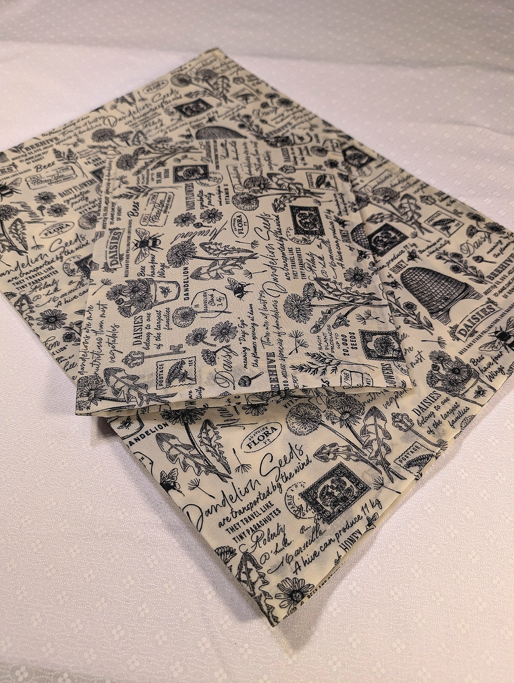 Antique Beeprint Bag